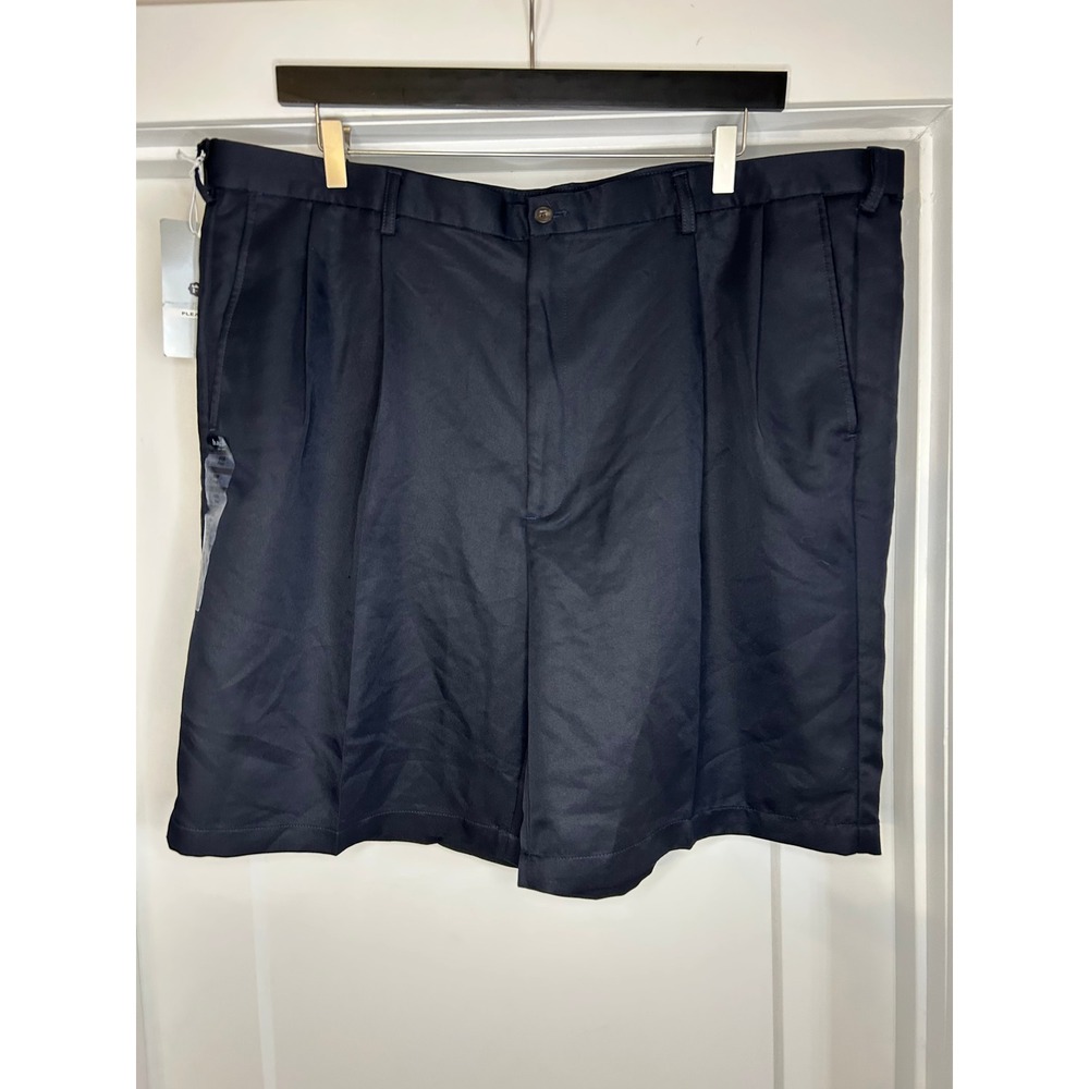 NEWโ Haggar Cool 18 Mens Navy Blue Pleated Performance Shorts 44W Golf Preppy